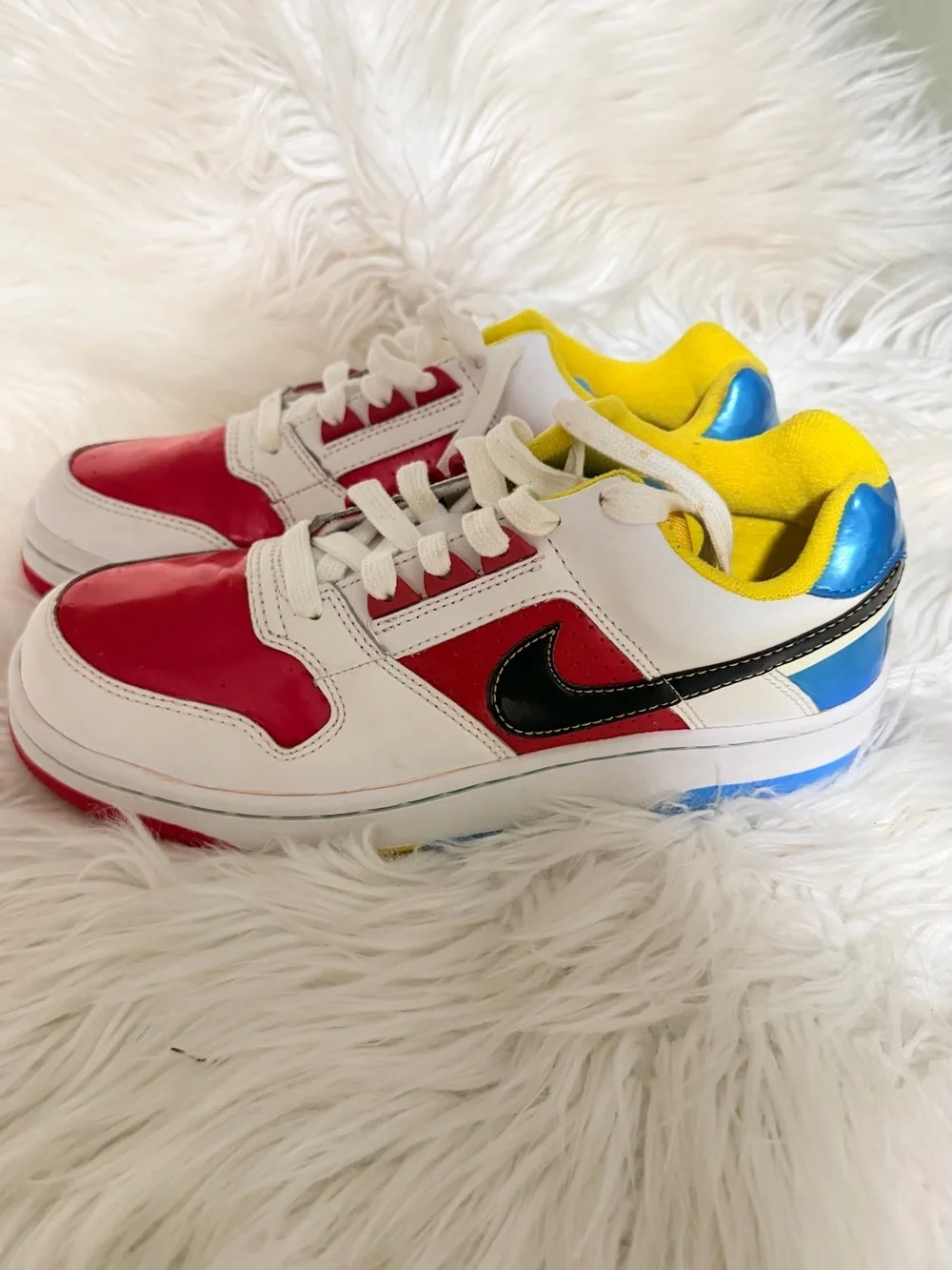 Nike Delta Force Low Kids White Red Blue Yellow Sneakers size